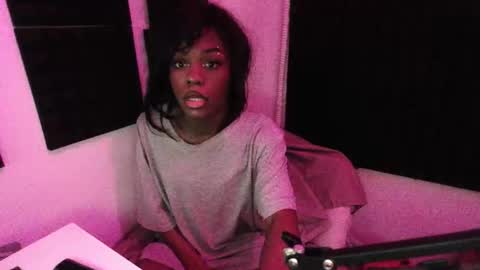 lauren online show from 06/03/26, 05:21