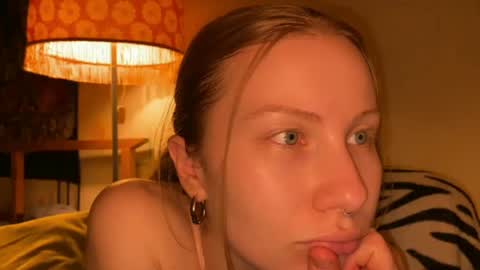 Snapshot of misszlataa chatting on 03/06/25, 06:59 Zlata online show from 03/06/25, 06:59