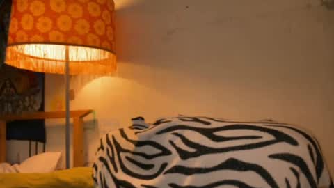 Snapshot of misszlataa chatting on 03/10/25, 06:59 Zlata online show from 03/10/25, 06:59