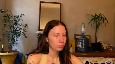 Snapshot of misszlataa chatting on 10/11/25, 06:56 Zlata online show from 10/11/25, 06:56