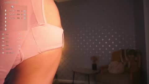 Mia online show from 06/28/26, 07:31