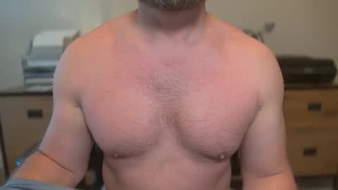 MISTER DILF  online show from 05/26/26, 04:47