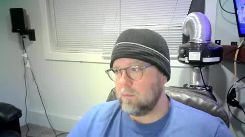 Snapshot of mister_happy567 chatting on 01/13/25, 06:38 Mr. Happy online show from 01/13/25, 06:38