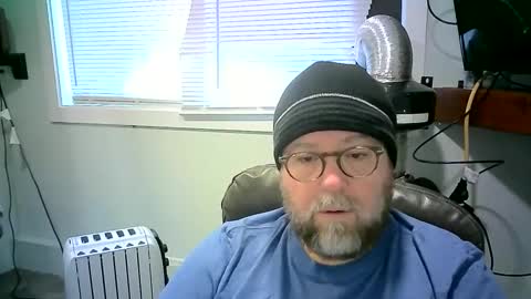 Snapshot of mister_happy567 chatting on 01/27/25, 06:52 Mr. Happy online show from 01/27/25, 06:52