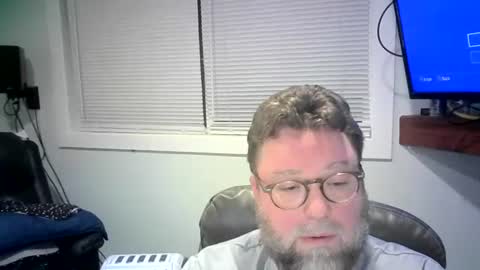 Mr. Happy online show from 02/07/25, 07:07