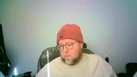 Snapshot of mister_happy567 chatting on 11/02/25, 06:43 Mr. Happy online show from 11/02/25, 06:43