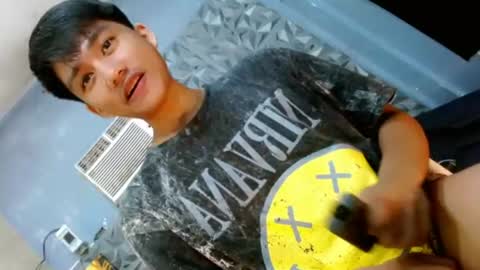Snapshot of mister_officer chatting on 07/05/26, 09:38 SAINT SACHI will make your day online show from 07/05/26, 09:38