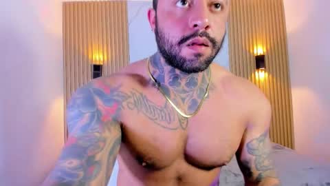 Snapshot of mister_venom chatting on 12/17/25, 03:34 venom online show from 12/17/25, 03:34