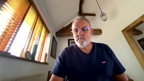 Misterblivs online show from 06/06/26, 11:48