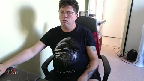 Snapshot of mistercoeur1 chatting on 10/07/25, 02:36 mistercoeur online show from 10/07/25, 02:36