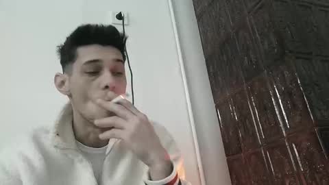 MisteriosoXragazzoX online show from 01/11/26, 07:57