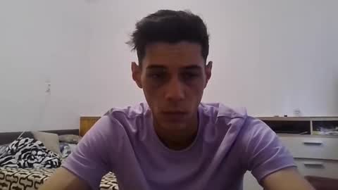 MisteriosoXragazzoX online show from 07/12/26, 08:38