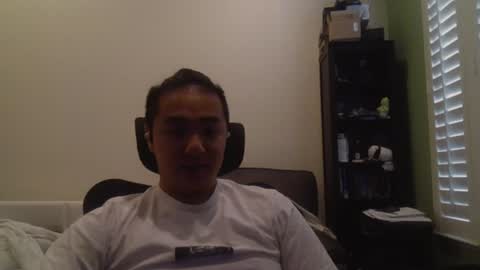 Snapshot of misterlionking chatting on 07/18/26, 12:04 Eric online show from 07/18/26, 12:04