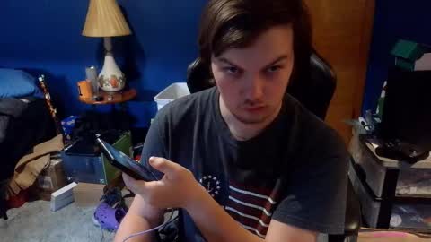 Snapshot of misterrileyd chatting on 01/14/26, 04:12 MisterRileyD online show from 01/14/26, 04:12