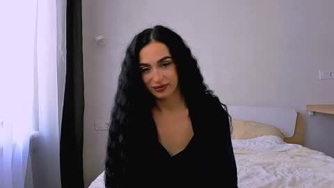 mistic_fox online show from 06/19/26, 10:30