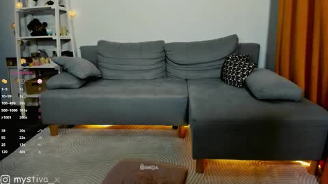 Hi everyone Im Tina online show from 10/11/25, 06:06