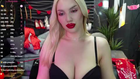 Darsy online show from 02/14/25, 12:03