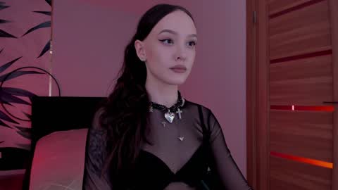 Mistress Mia online show from 12/12/24, 01:53