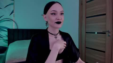 Mistress Mia online show from 10/16/25, 02:01