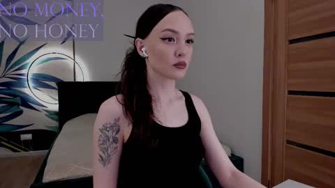 Mistress Mia online show from 01/19/26, 04:38
