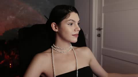 Miss Rochelle online show from 03/05/25, 01:21