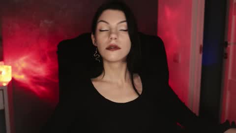 Miss Rochelle online show from 11/26/25, 03:18