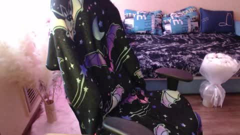 Snapshot of mistressbailey_x chatting on 03/08/25, 01:14 Miss Bailey online show from 03/08/25, 01:14