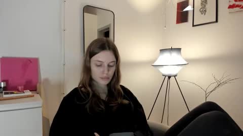 mistresselizy online show from 11/06/25, 10:21