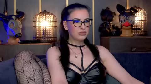 Mistress Kelly online show from 05/25/26, 09:54
