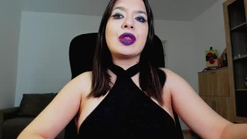 YourGoddessM online show from 05/18/26, 04:02