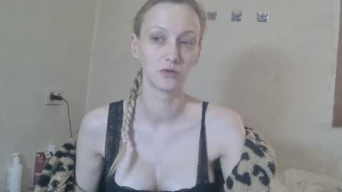 mistressmilly32 online show from 02/24/26, 08:45