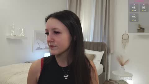 Sindy online show from 02/06/26, 08:40