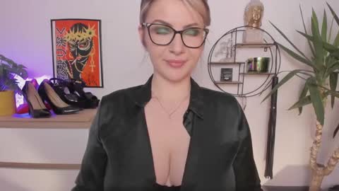 SANDY online show from 12/04/24, 02:59