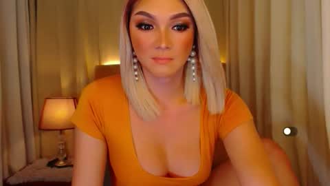 Leah online show from 05/06/26, 02:11