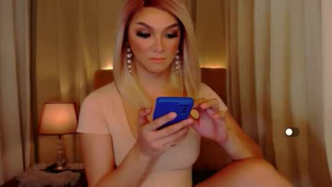 Leah online show from 05/07/26, 01:05