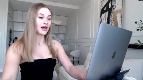 mistressuniverse online show from 03/03/26, 10:21