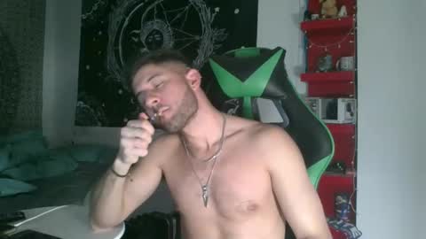 Snapshot of mistxss chatting on 01/09/25, 11:03 mistxss online show from 01/09/25, 11:03