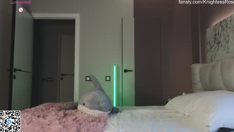 misty_roseee online show from 01/25/25, 04:13