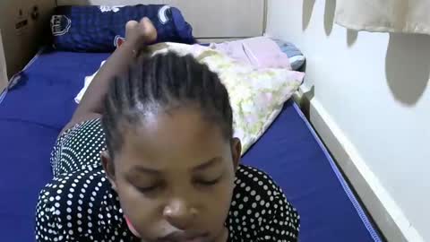 misty_shee online show from 02/19/25, 09:14