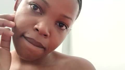 misty_shee online show from 12/01/25, 05:45