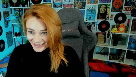 Snapshot of mistybarnes chatting on 12/15/24, 07:02 MistyBarnes NONUDE MODEL online show from 12/15/24, 07:02