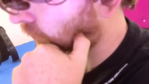 mitchbukanan online show from 07/04/26, 11:00