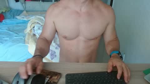 Snapshot of mitcheli chatting on 09/30/25, 02:00 Onlyfans online show from 09/30/25, 02:00