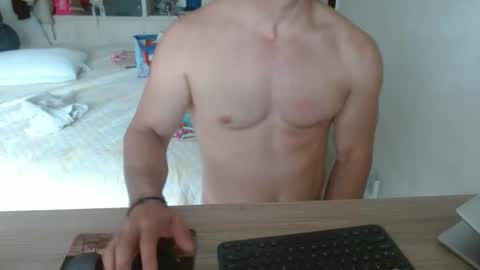 Snapshot of mitcheli chatting on 01/06/26, 04:21 Onlyfans online show from 01/06/26, 04:21