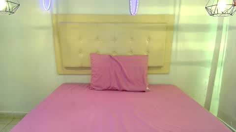 Mitchell online show from 10/22/25, 02:06