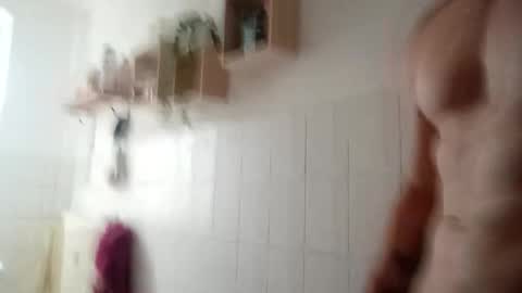 Snapshot of mitchi198989 chatting on 01/14/26, 01:28 mitchi198989 online show from 01/14/26, 01:28