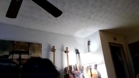 Snapshot of mitchnails69 chatting on 12/05/25, 11:30 BobbyMitchGa online show from 12/05/25, 11:30