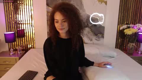 Mtica Brennet online show from 02/03/26, 06:22