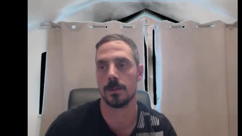 Snapshot of mitsch01 chatting on 09/12/25, 12:16 Mitsch online show from 09/12/25, 12:16