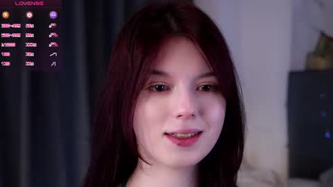 Snapshot of mitziefetters chatting on 06/11/26, 01:49 Rosalie online show from 06/11/26, 01:49